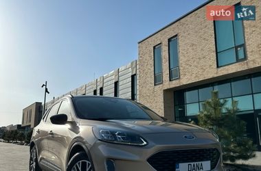 Позашляховик / Кросовер Ford Escape 2020 в Києві