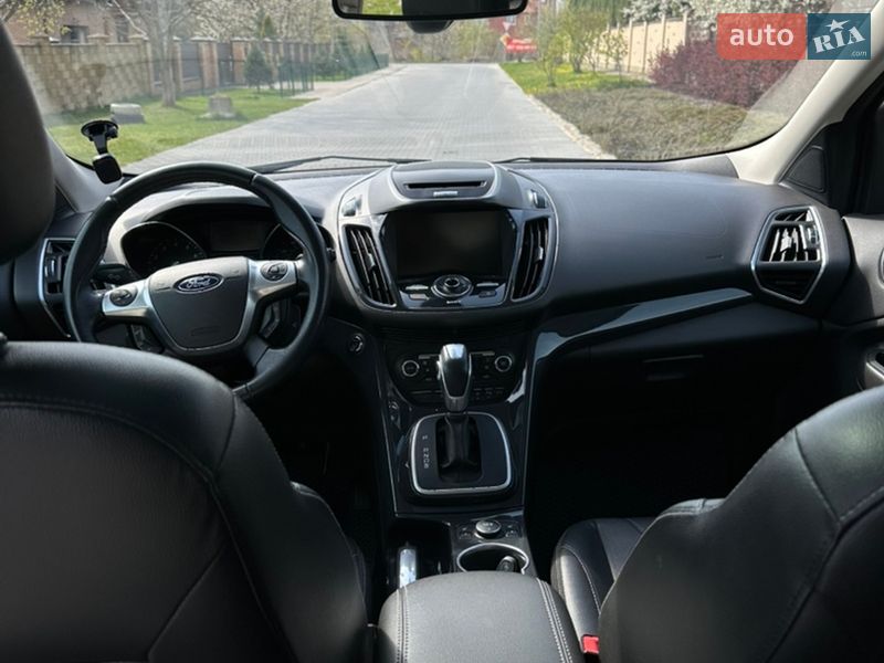 Позашляховик / Кросовер Ford Escape 2013 в Луцьку