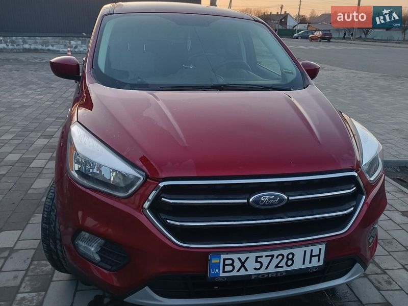 Позашляховик / Кросовер Ford Escape 2019 в Шепетівці фото Позашляховик / Кросовер Ford Escape 2019 в Шепетівці