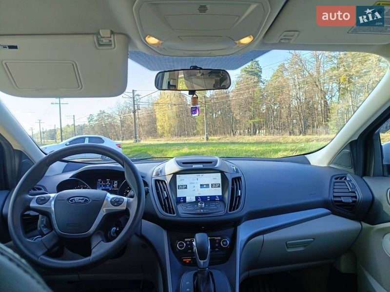 Позашляховик / Кросовер Ford Escape 2015 в Києві фото 13 Позашляховик / Кросовер Ford Escape 2015 в Києві