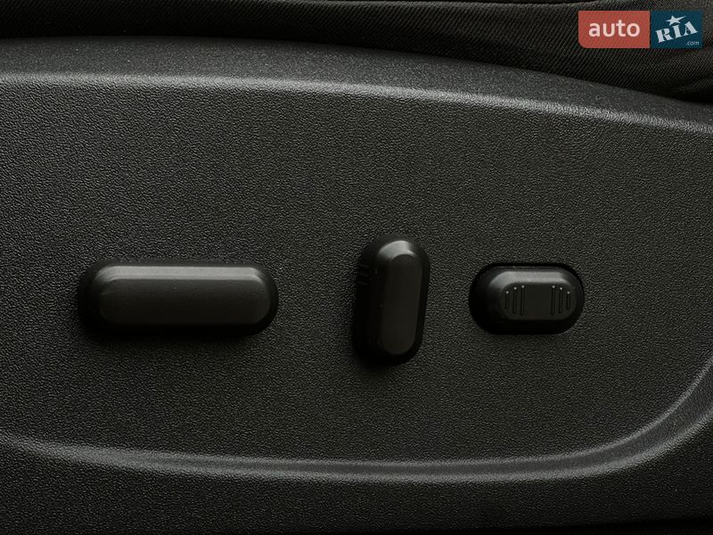 Позашляховик / Кросовер Ford Escape 2017 в Львові фото 11 Позашляховик / Кросовер Ford Escape 2017 в Львові