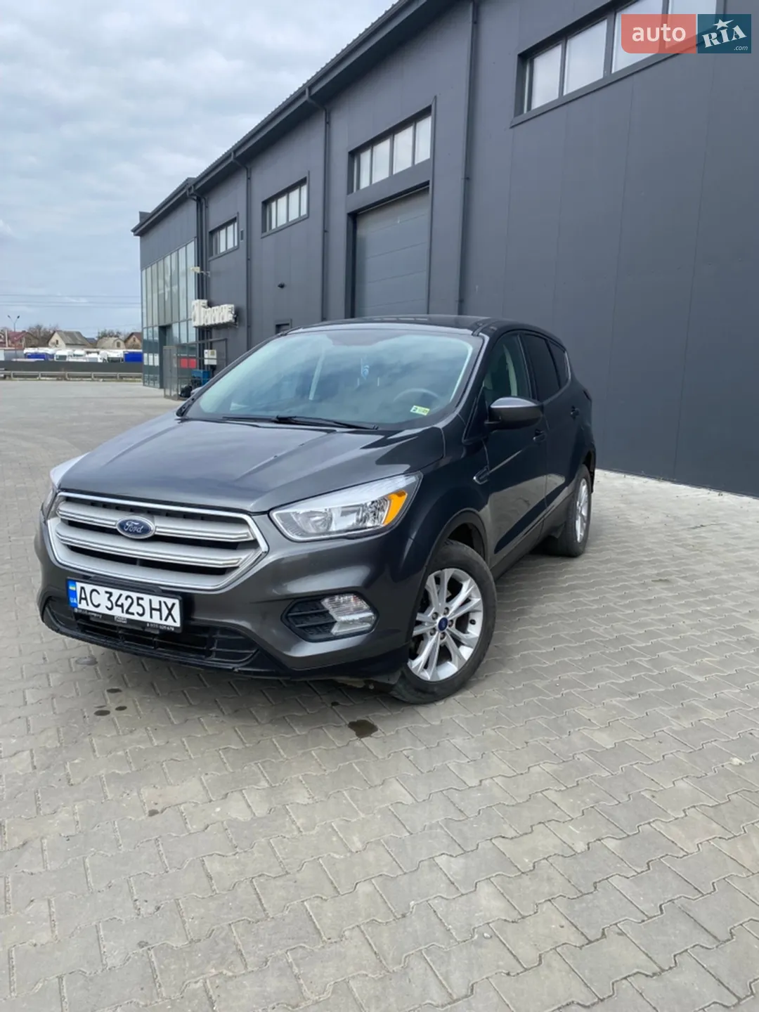 2019 Ford Escape - мініатюра 2
