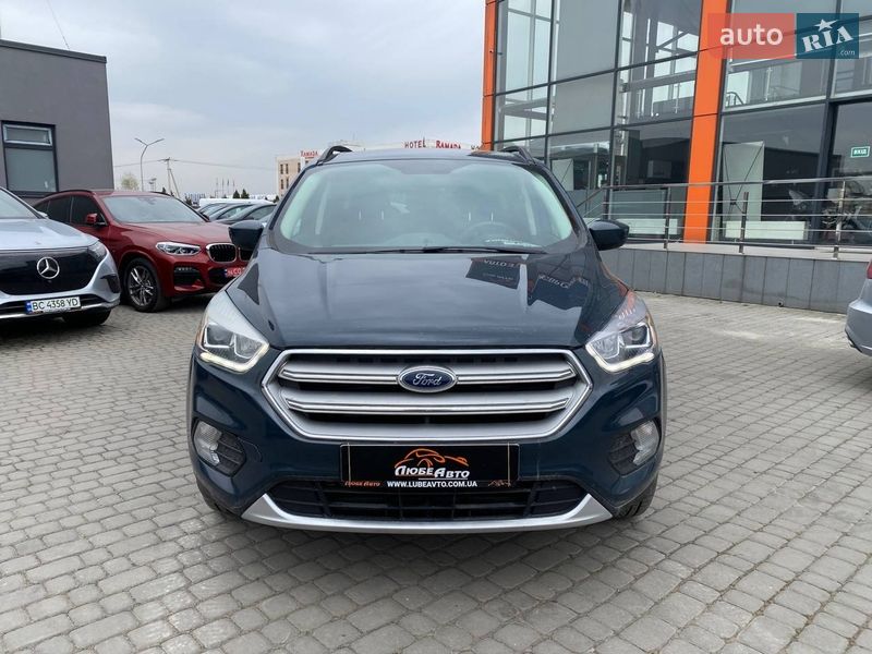 Позашляховик / Кросовер Ford Escape 2019 в Львові