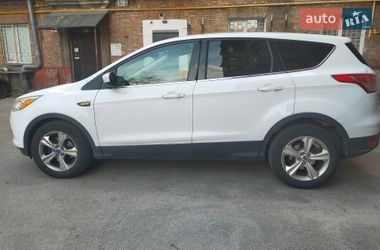 Внедорожник / Кроссовер Ford Escape 2015 в Киеве
