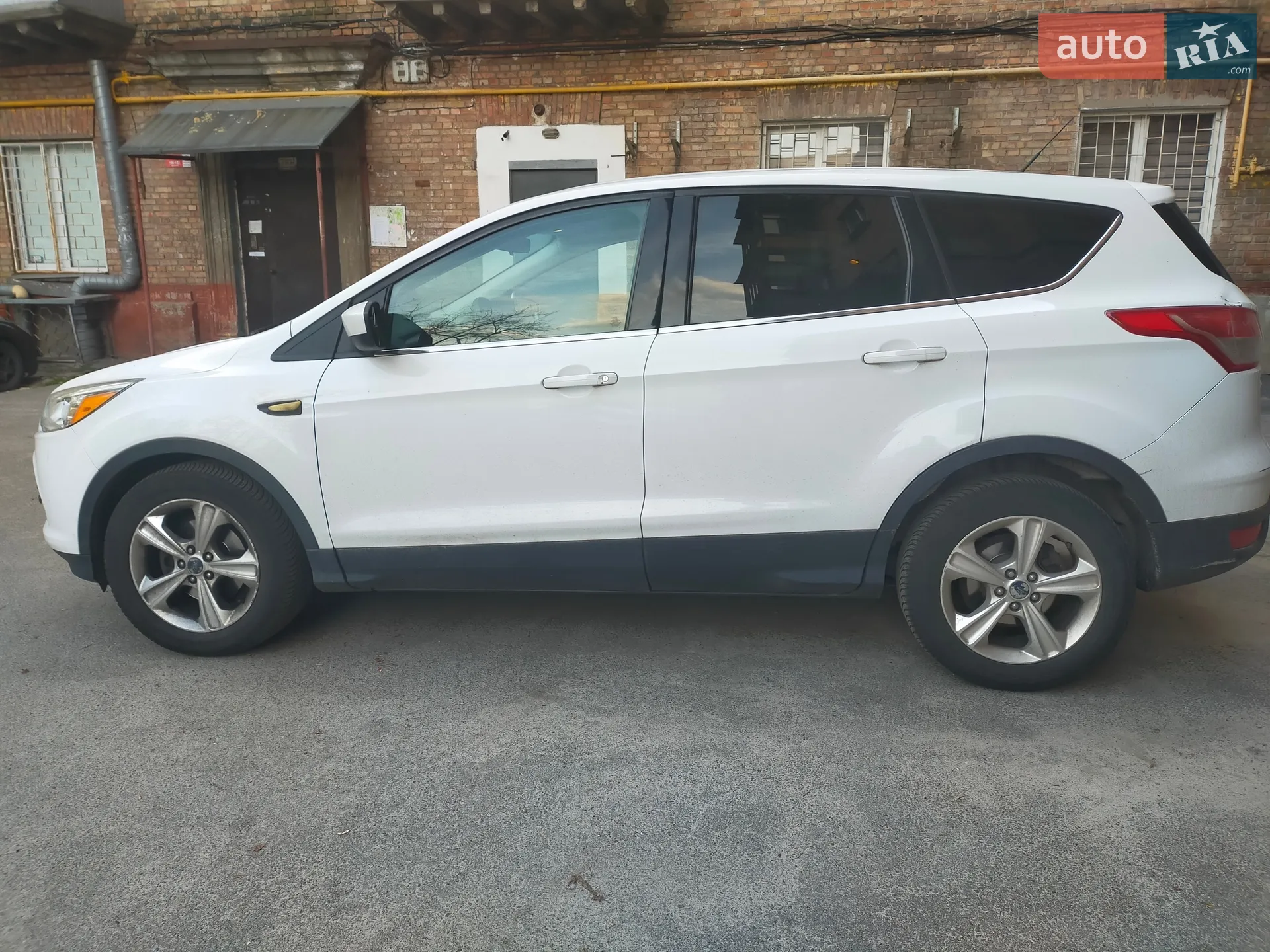 2015 Ford Escape - фото 1