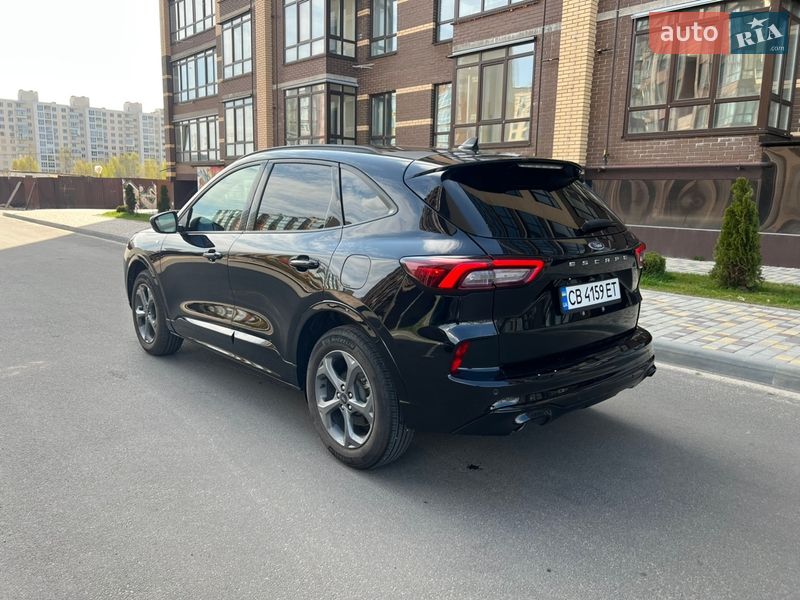 Внедорожник / Кроссовер Ford Escape 2024 в Чернигове