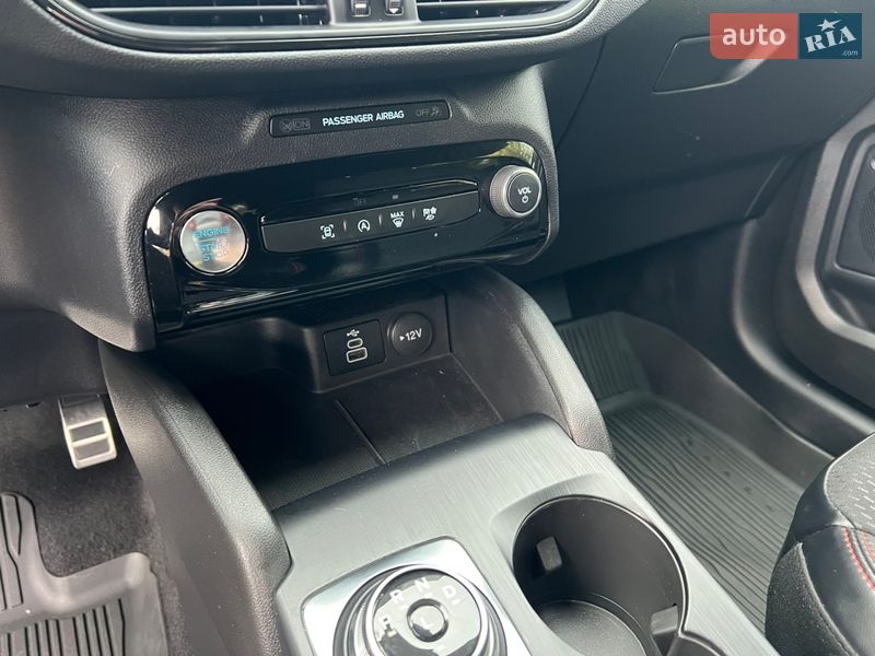 Внедорожник / Кроссовер Ford Escape 2024 в Чернигове