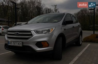 Внедорожник / Кроссовер Ford Escape 2016 в Виннице