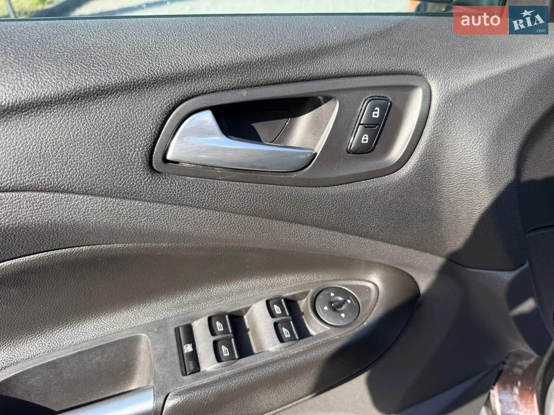 2012 Ford Escape - мініатюра 23