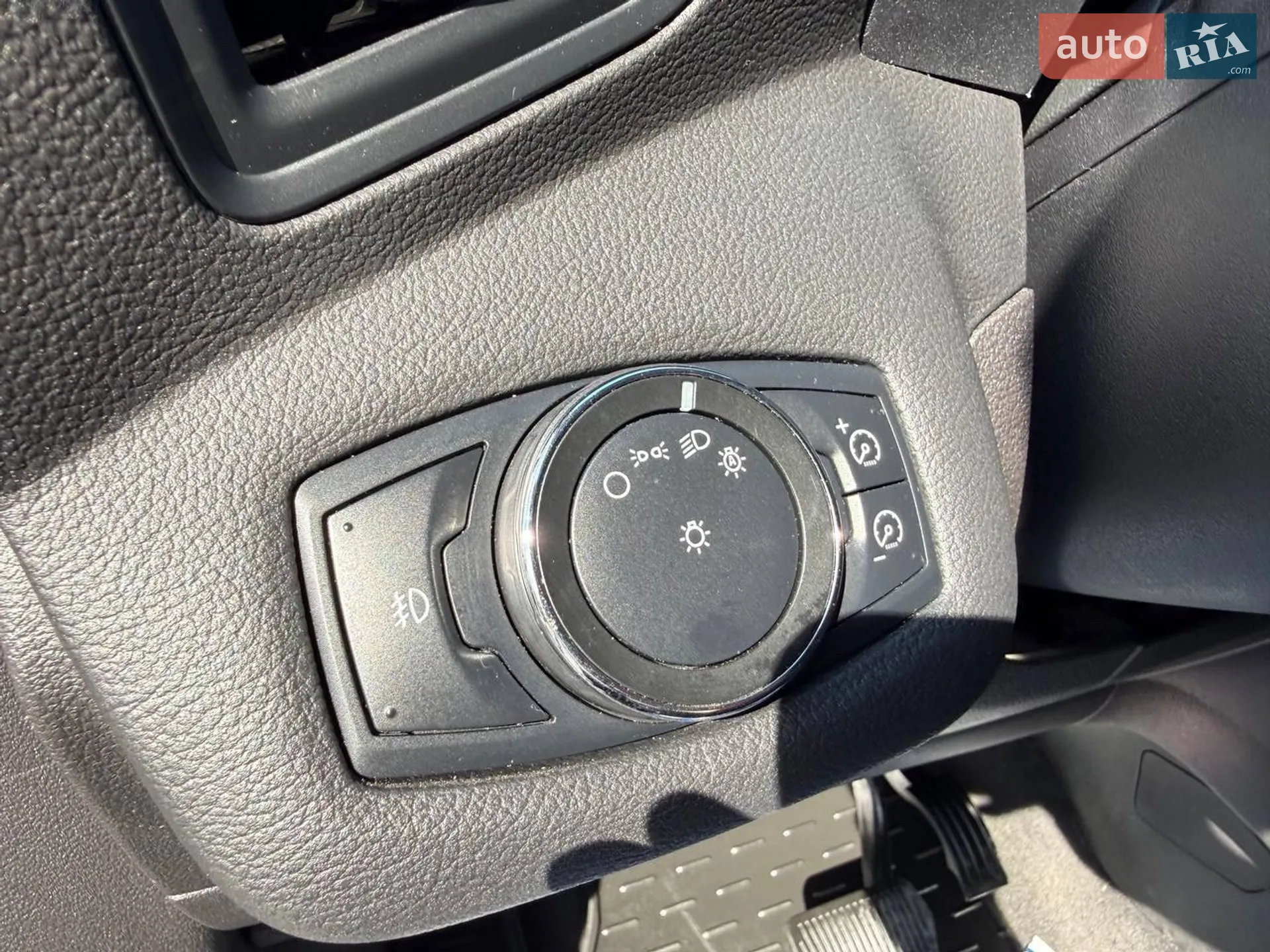 2012 Ford Escape - мініатюра 29