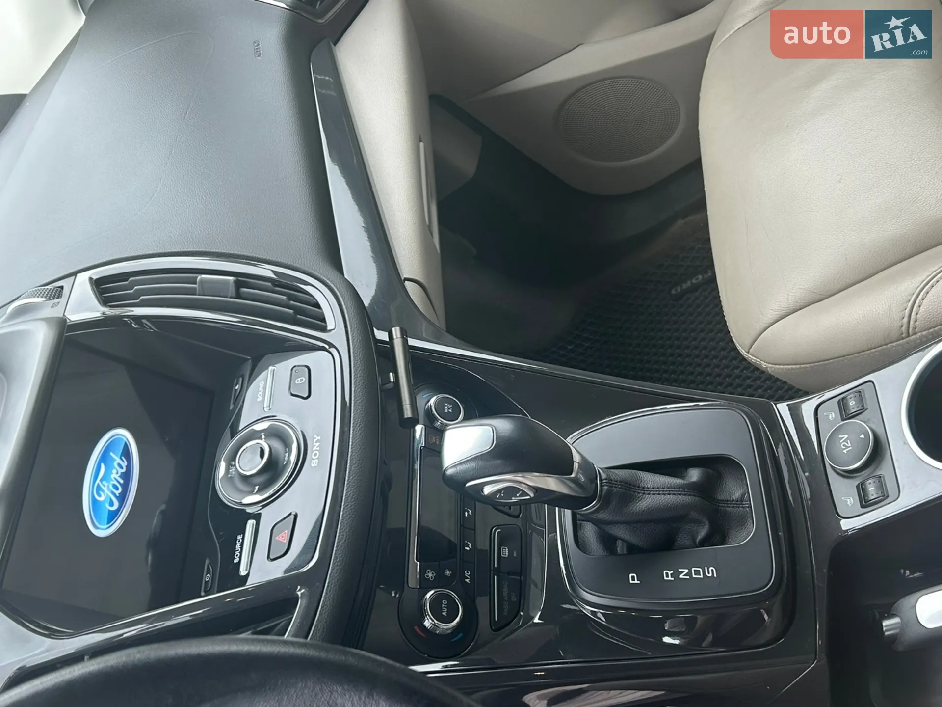 2015 Ford Escape - мініатюра 13