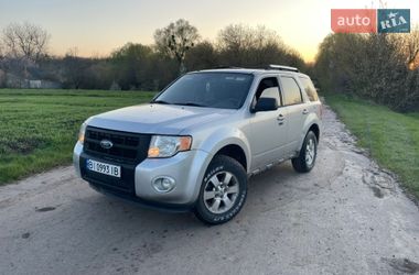 Внедорожник / Кроссовер Ford Escape 2010 в Полтаве