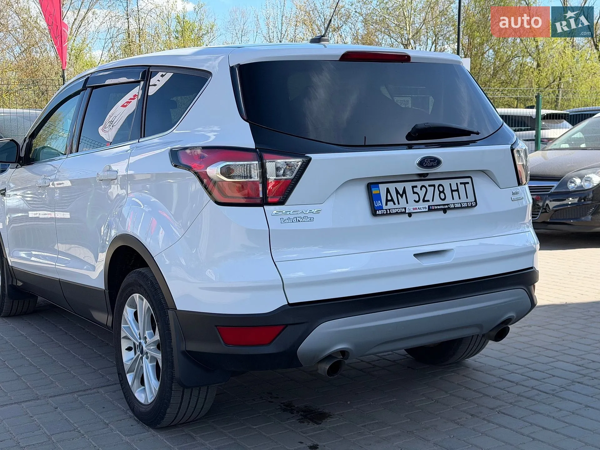 2017 Ford Escape - мініатюра 18