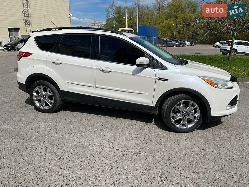 Позашляховик / Кросовер Ford Escape 2013 в Сумах