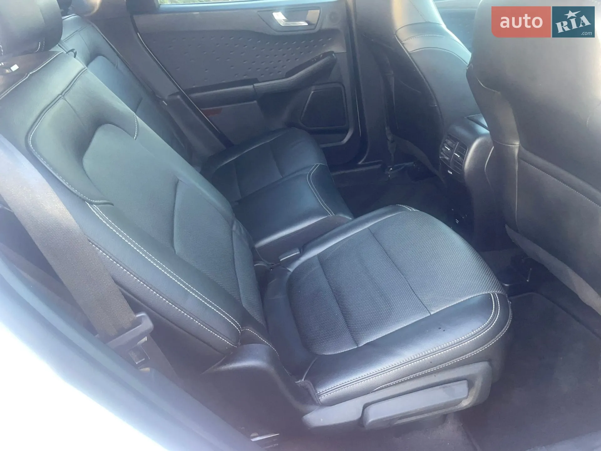 2019 Ford Escape - мініатюра 17