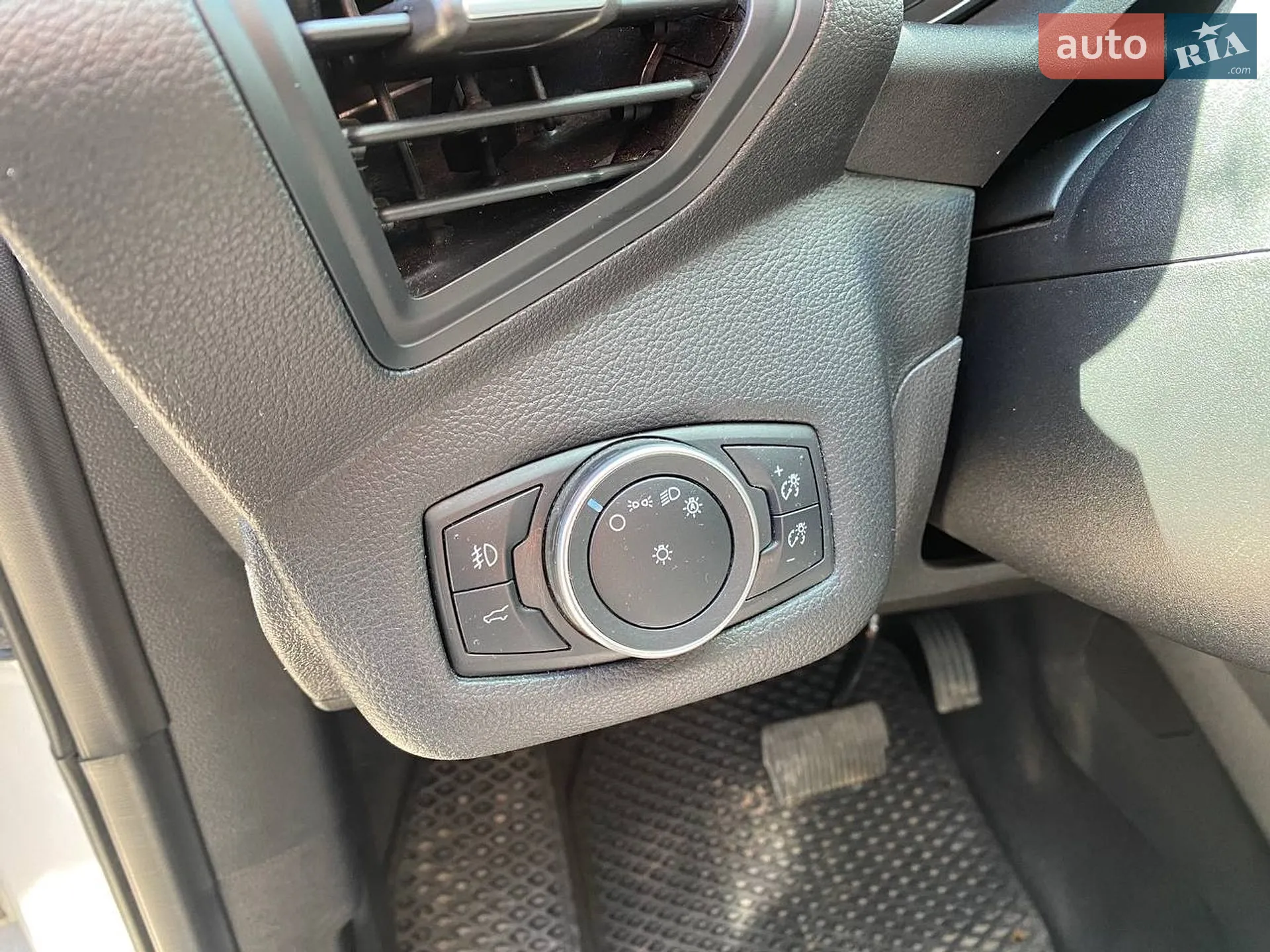 2018 Ford Escape - мініатюра 13