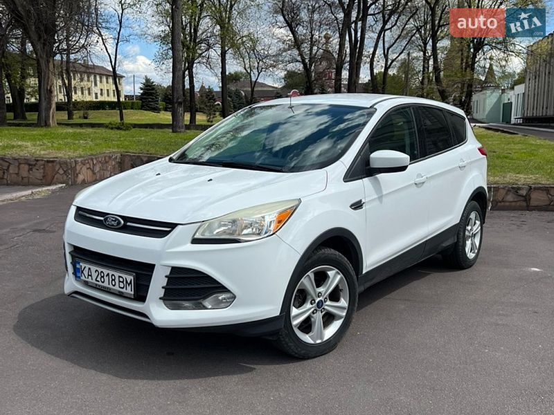 Внедорожник / Кроссовер Ford Escape 2012 в Каменском