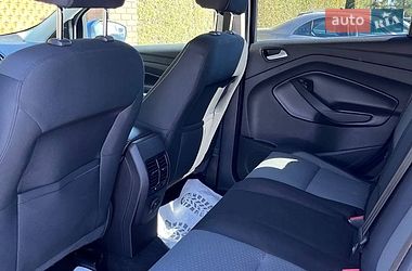 Позашляховик / Кросовер Ford Escape 2017 в Львові