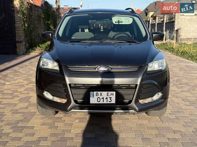 Внедорожник / Кроссовер Ford Escape 2016 в Ровно