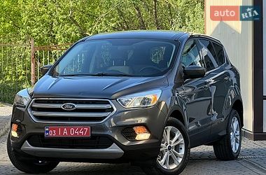 Внедорожник / Кроссовер Ford Escape 2017 в Дрогобыче