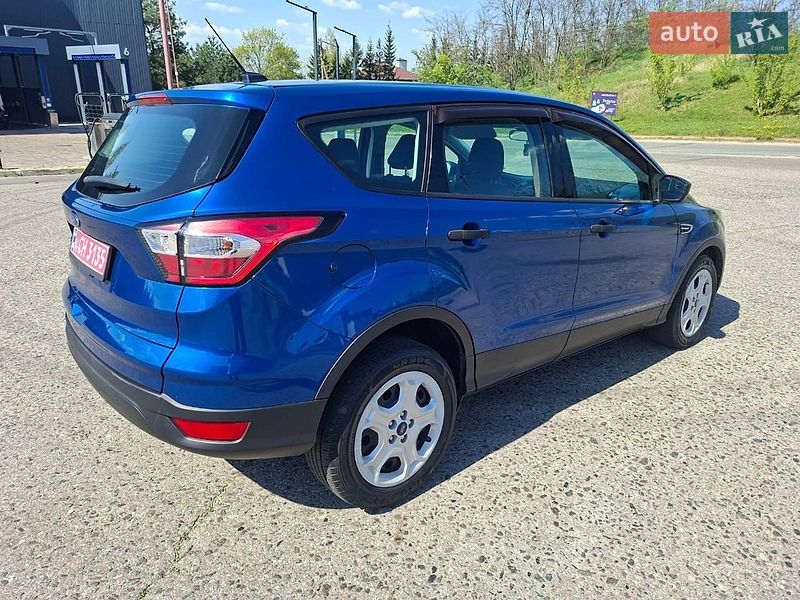Позашляховик / Кросовер Ford Escape 2017 в Харкові