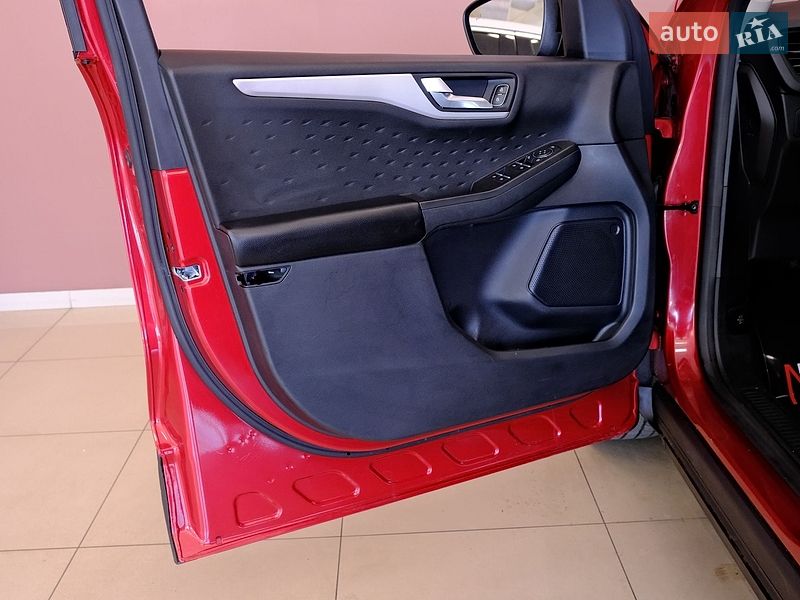 Позашляховик / Кросовер Ford Escape 2020 в Одесі