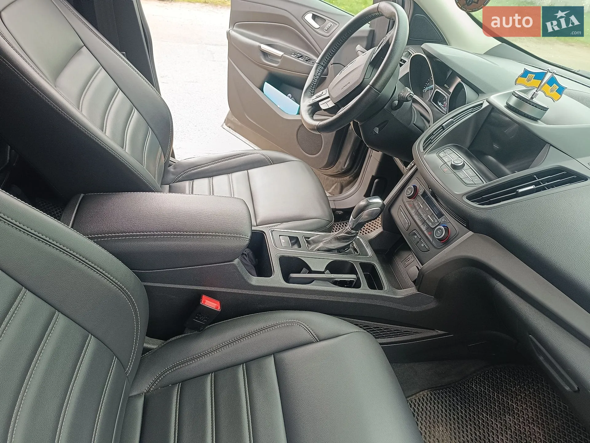 2019 Ford Escape - мініатюра 2