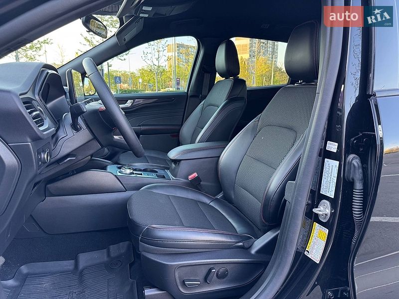 Внедорожник / Кроссовер Ford Escape 2025 в Киеве