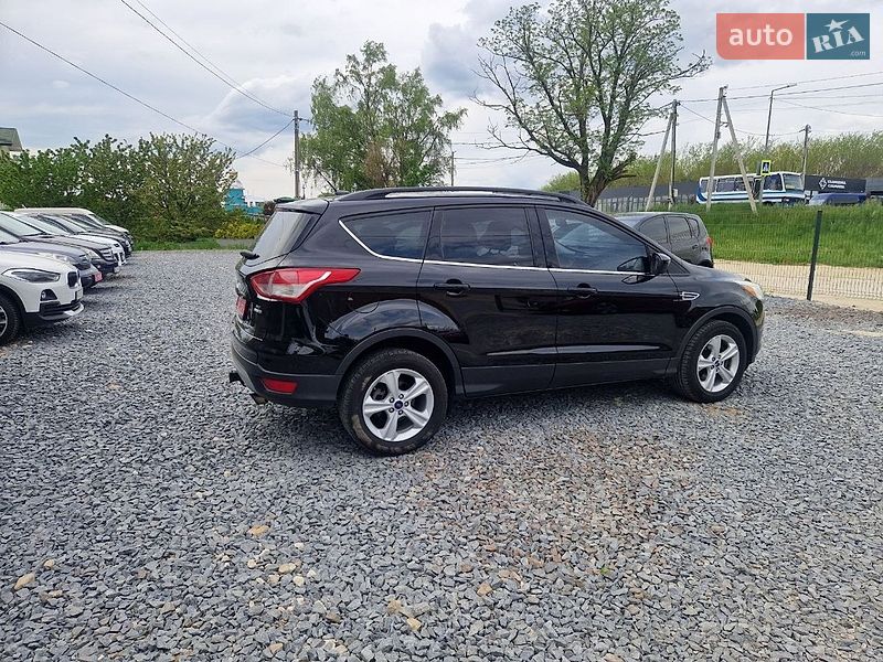 Позашляховик / Кросовер Ford Escape 2016 в Мостиській