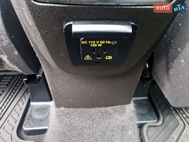 Позашляховик / Кросовер Ford Escape 2016 в Мостиській