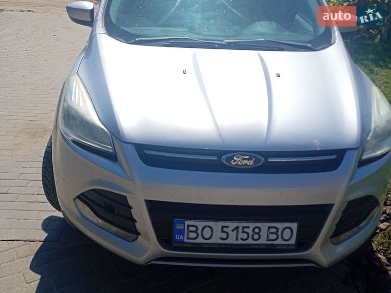 Позашляховик / Кросовер Ford Escape 2015 в Броварах