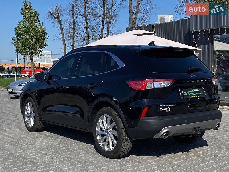 Внедорожник / Кроссовер Ford Escape 2021 в Киеве