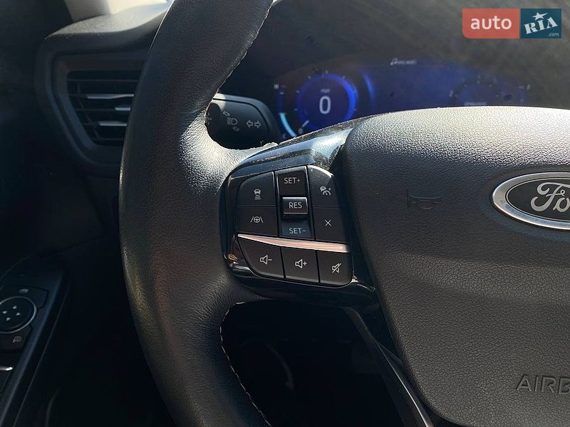 Внедорожник / Кроссовер Ford Escape 2021 в Киеве