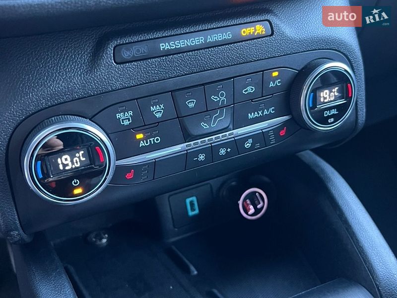 Внедорожник / Кроссовер Ford Escape 2020 в Одессе