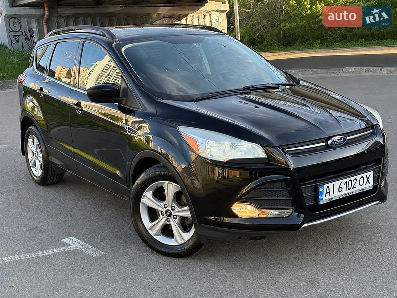 Позашляховик / Кросовер Ford Escape 2016 в Києві