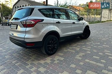 Позашляховик / Кросовер Ford Escape 2017 в Вінниці