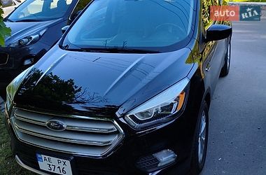 Внедорожник / Кроссовер Ford Escape 2017 в Днепре