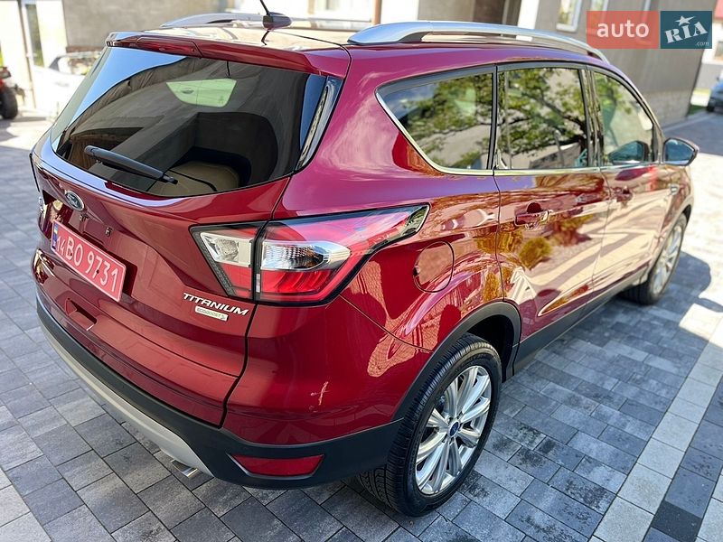 Внедорожник / Кроссовер Ford Escape 2017 в Каменке-Бугской