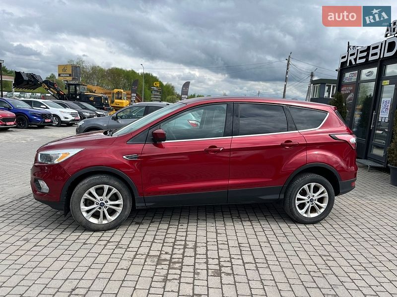 Позашляховик / Кросовер Ford Escape 2016 в Львові