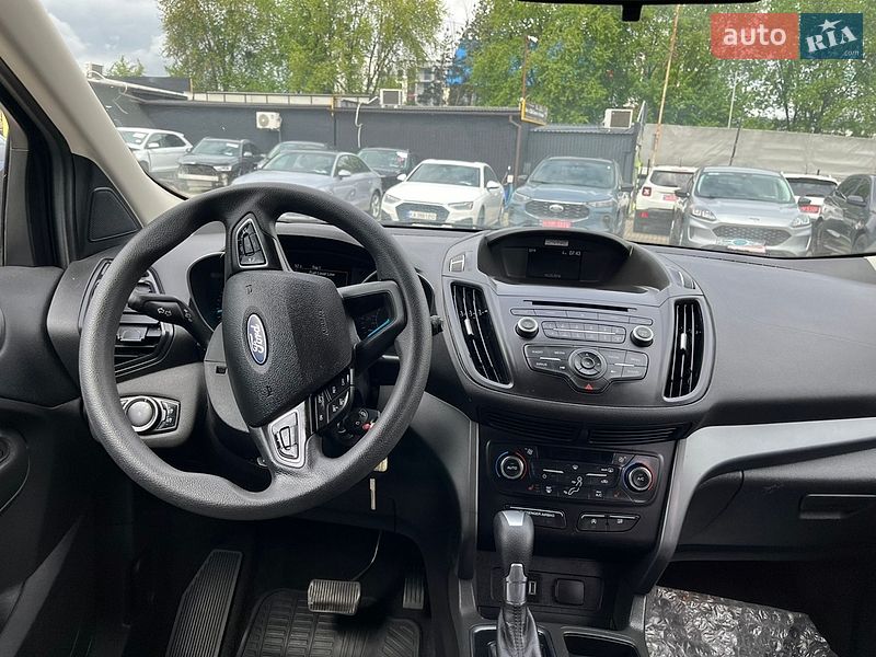 Позашляховик / Кросовер Ford Escape 2016 в Львові