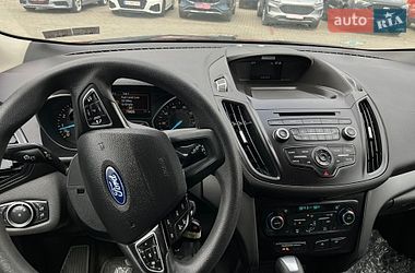 Позашляховик / Кросовер Ford Escape 2016 в Львові