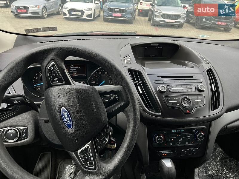 Позашляховик / Кросовер Ford Escape 2016 в Львові