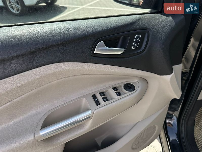 Внедорожник / Кроссовер Ford Escape 2014 в Нежине