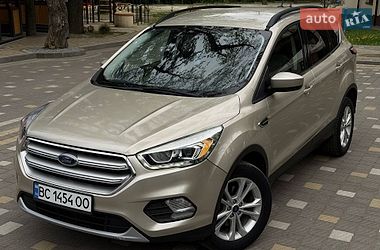 Позашляховик / Кросовер Ford Escape 2016 в Трускавці