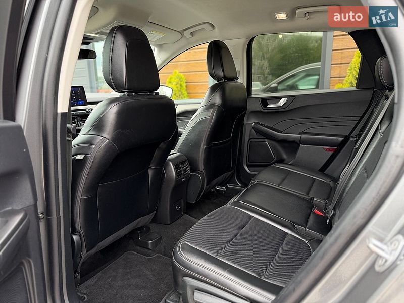 Внедорожник / Кроссовер Ford Escape 2022 в Шептицькому