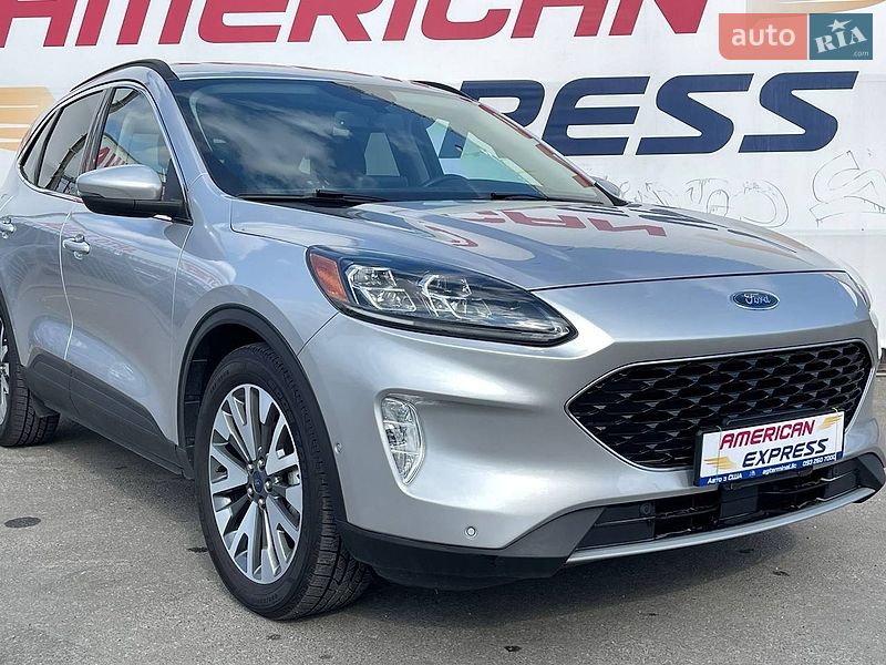 Внедорожник / Кроссовер Ford Escape 2020 в Киеве