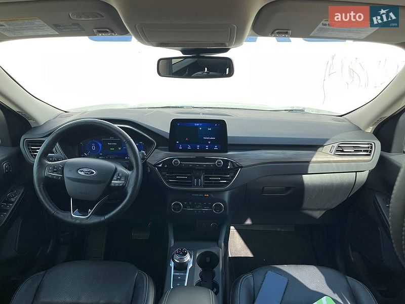 Внедорожник / Кроссовер Ford Escape 2020 в Киеве