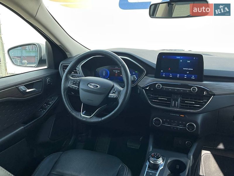Внедорожник / Кроссовер Ford Escape 2020 в Киеве