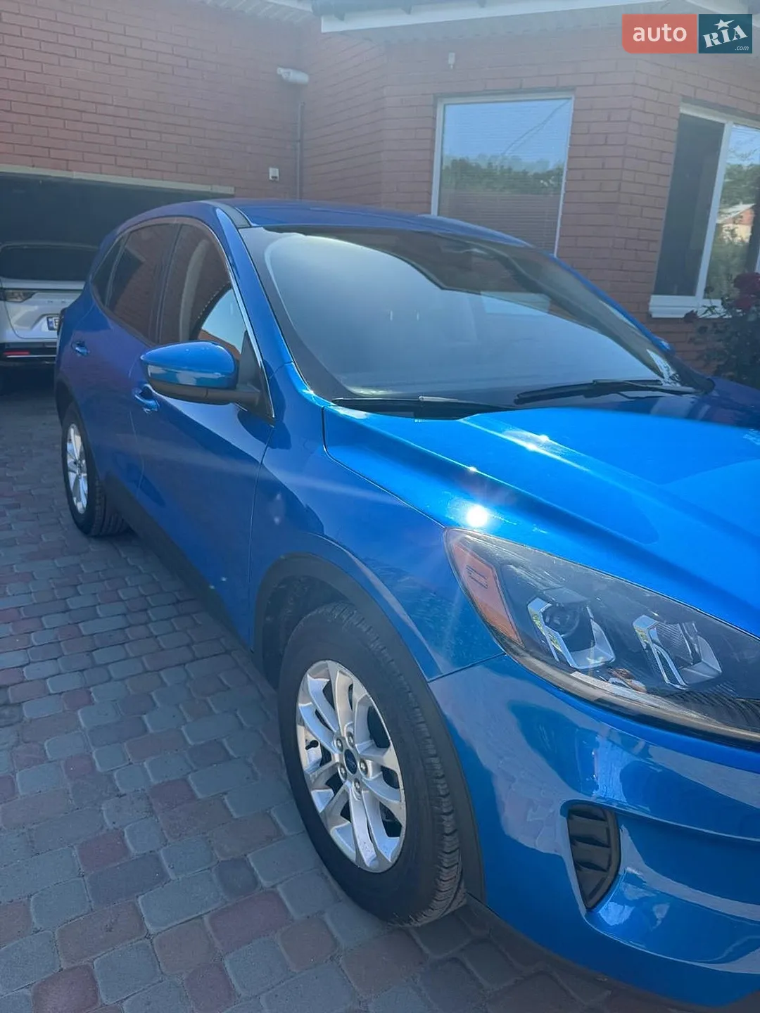 2021 Ford Escape - мініатюра 2