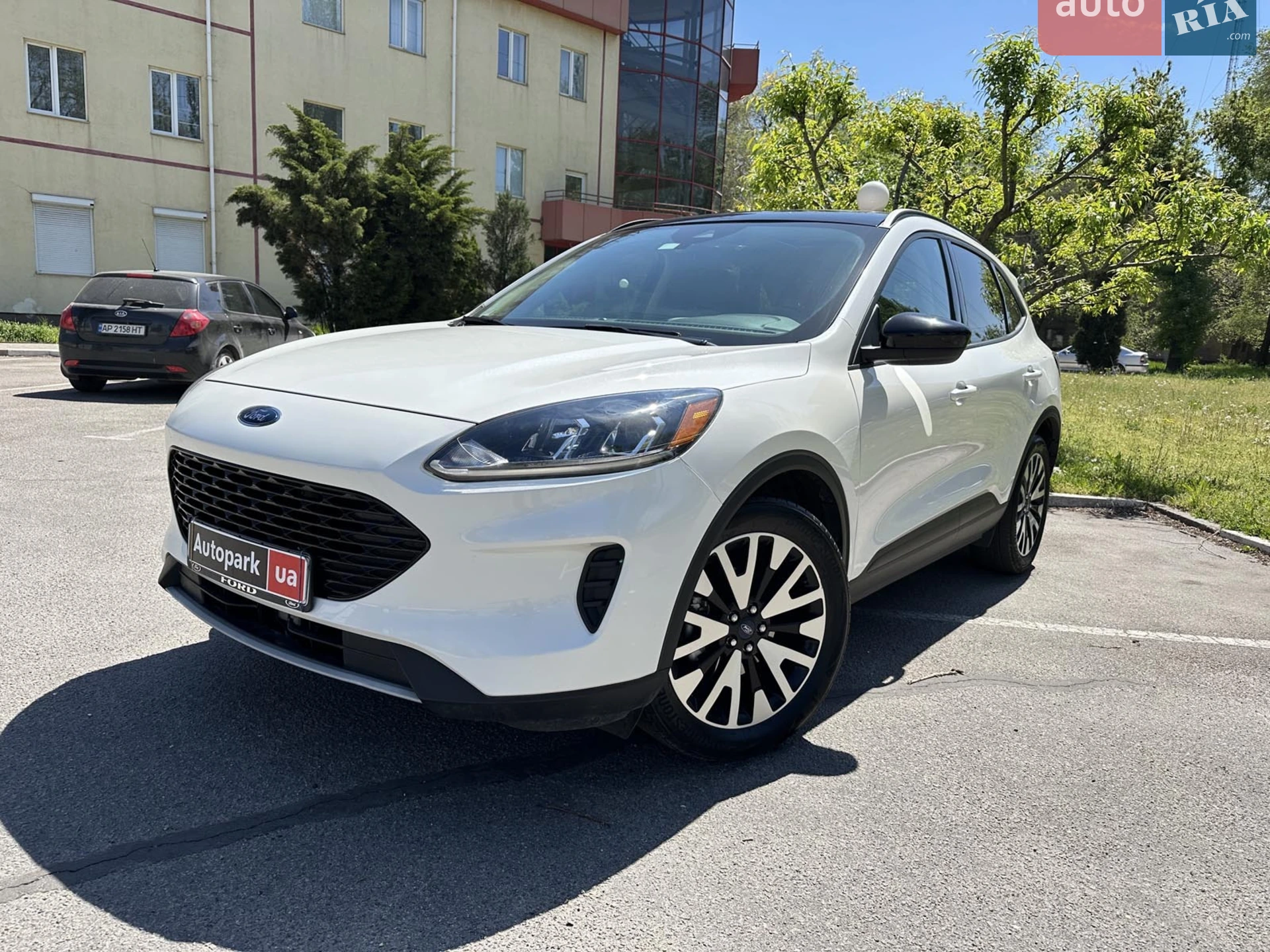 2019 Ford Escape - фото 1